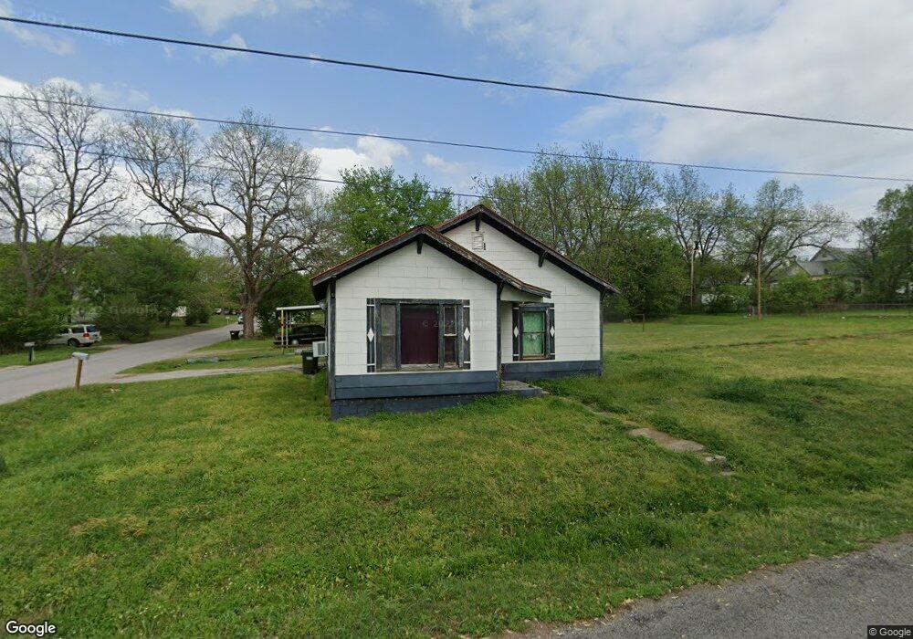 1421 E 2nd St, Sulphur, OK 73086 - photo 1