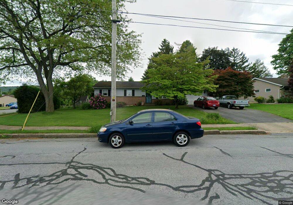 470 Lyman Ave, Womelsdorf, PA 19567 - photo 1