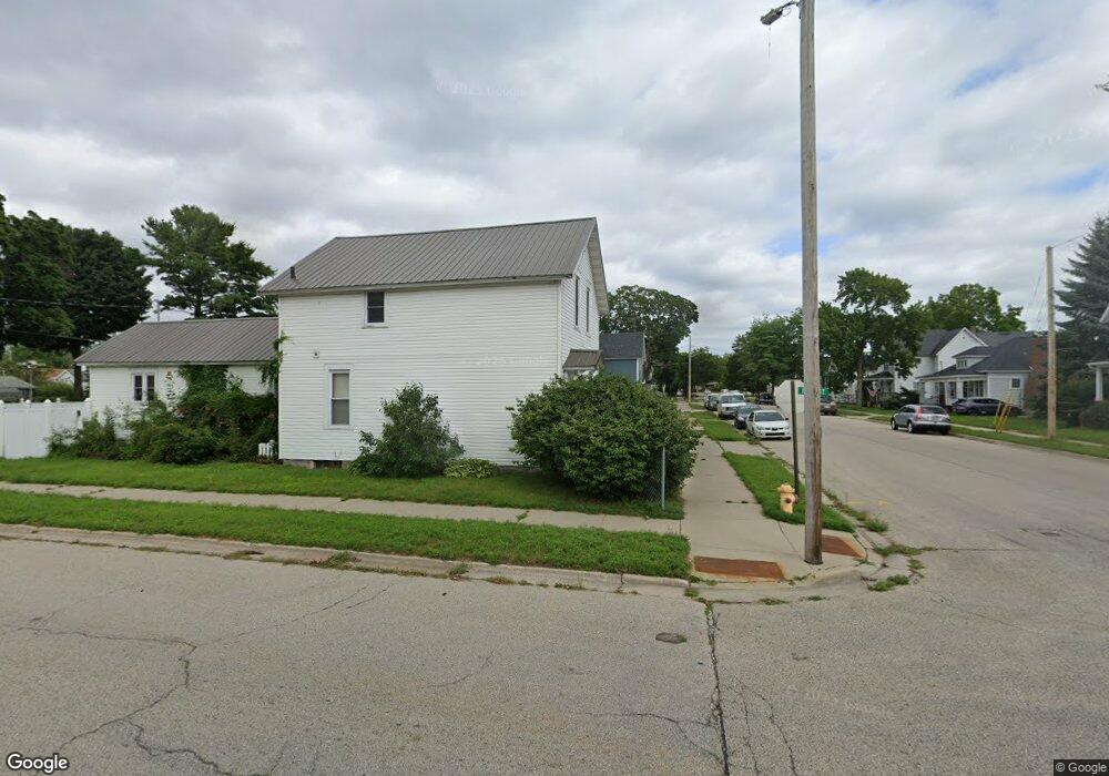 1412 11th Ave, Menominee, MI 49858 - photo 1