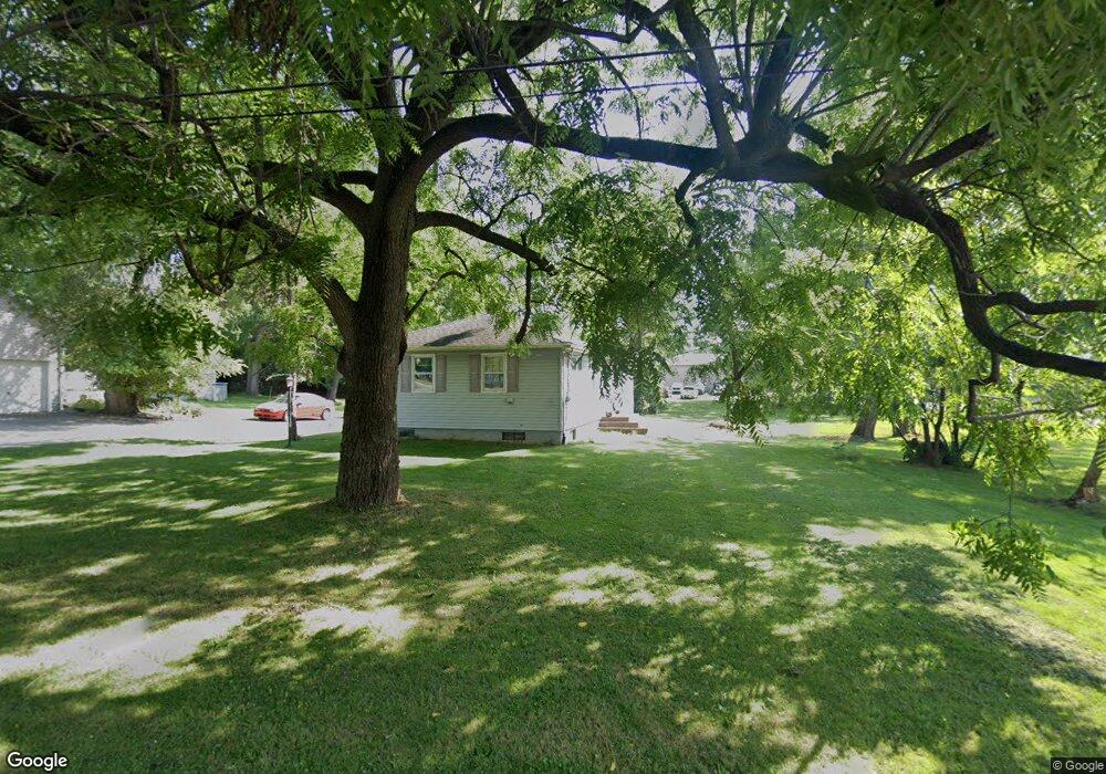 1524 Schoenersville Rd, Bethlehem, PA 18018 - photo 1