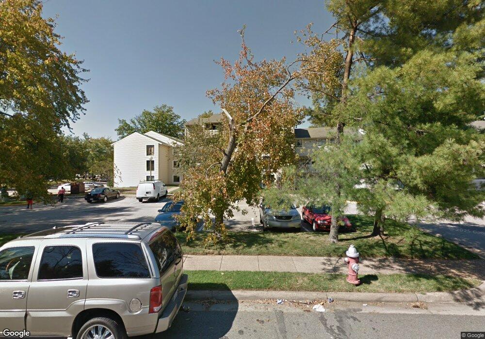 5804A Village Green Dr unit 3/580, Alexandria, VA 22309 - photo 1