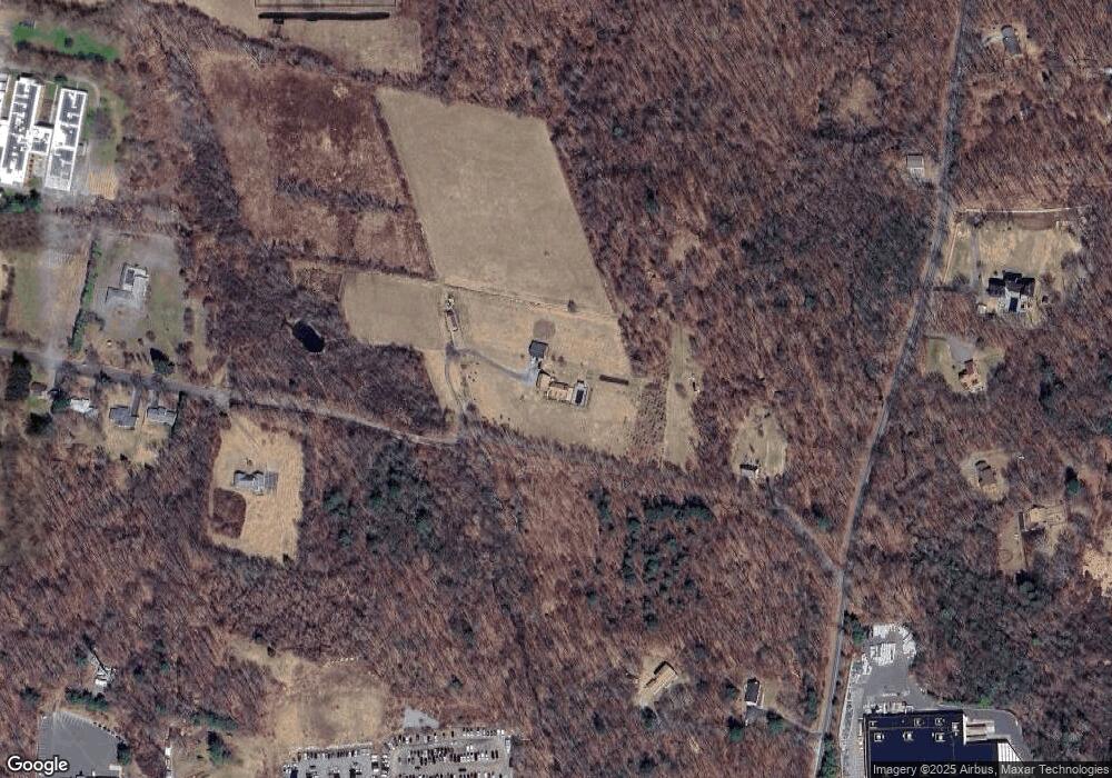 265 Gaylord Ln, Torrington, CT 06790 - photo 1