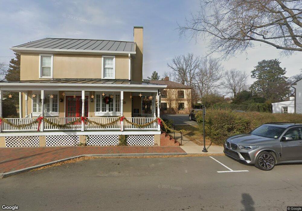 5 N Hamilton St unit 2, Middleburg, VA 20117 - photo 1