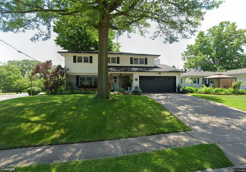 2811 E 37th St, Davenport, IA 52807 - photo 1