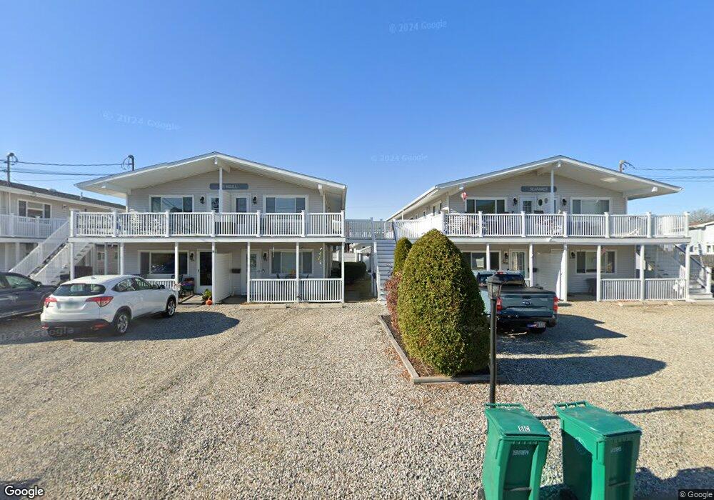 18 Whitten St unit 18a, Hampton, NH 03842 - photo 1