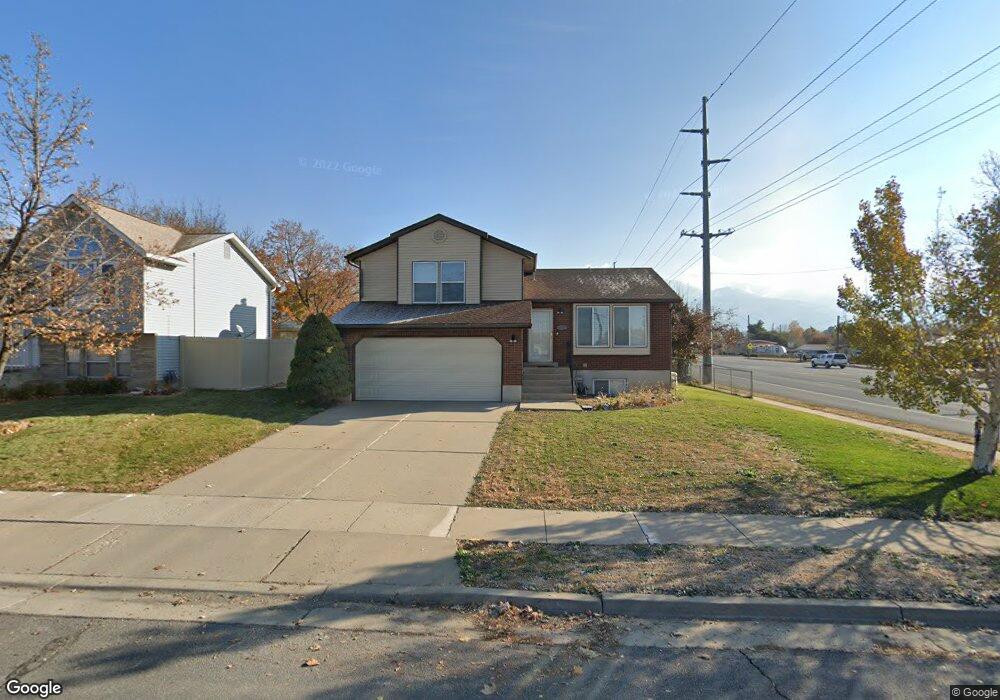 1010 N 150 W, Layton, UT 84041 - photo 1