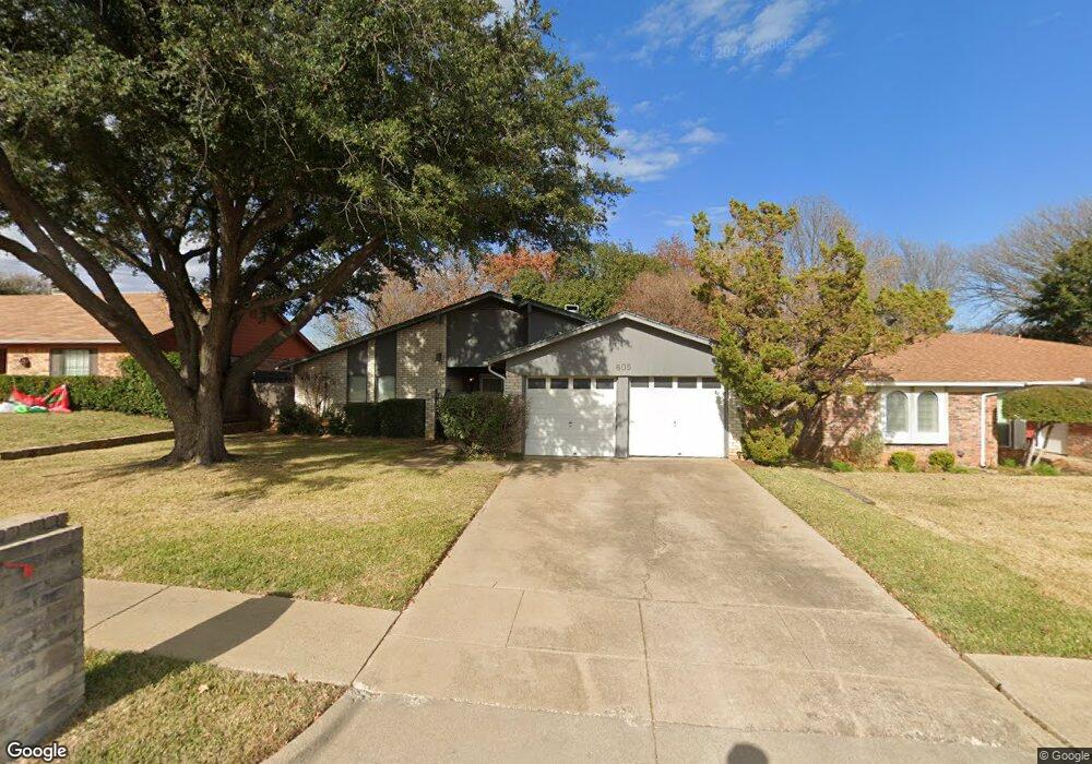 605 Morning Glory Ln, Bedford, TX 76021 - photo 1
