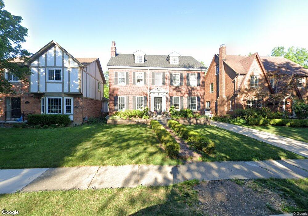 1411 Bishop Rd, Grosse Pointe Park, MI 48230 - photo 1