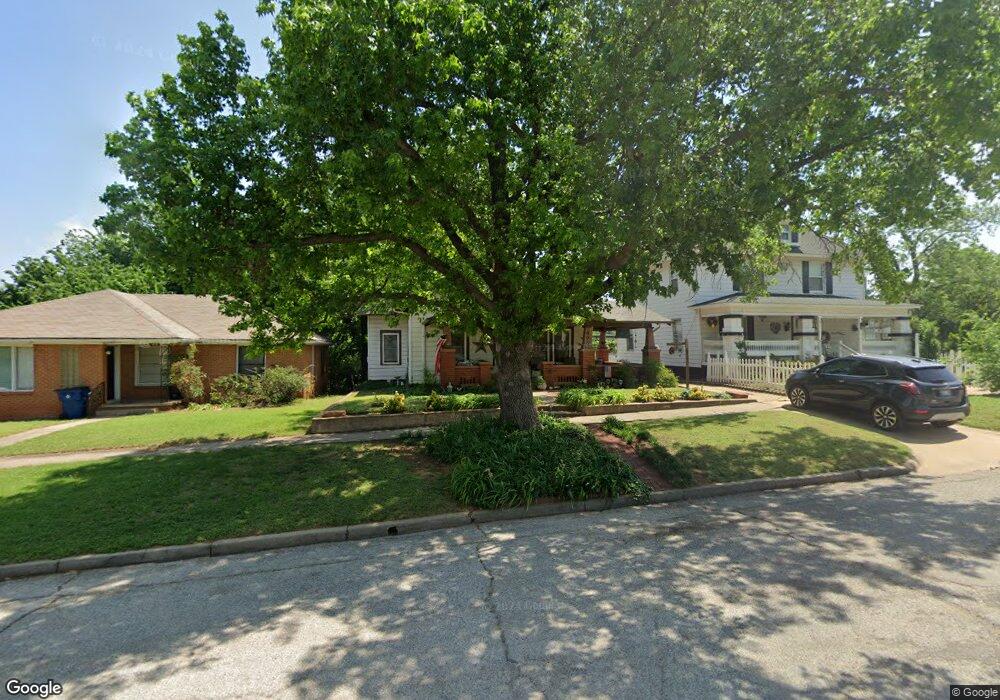 408 N Broad St, Guthrie, OK 73044 - photo 1