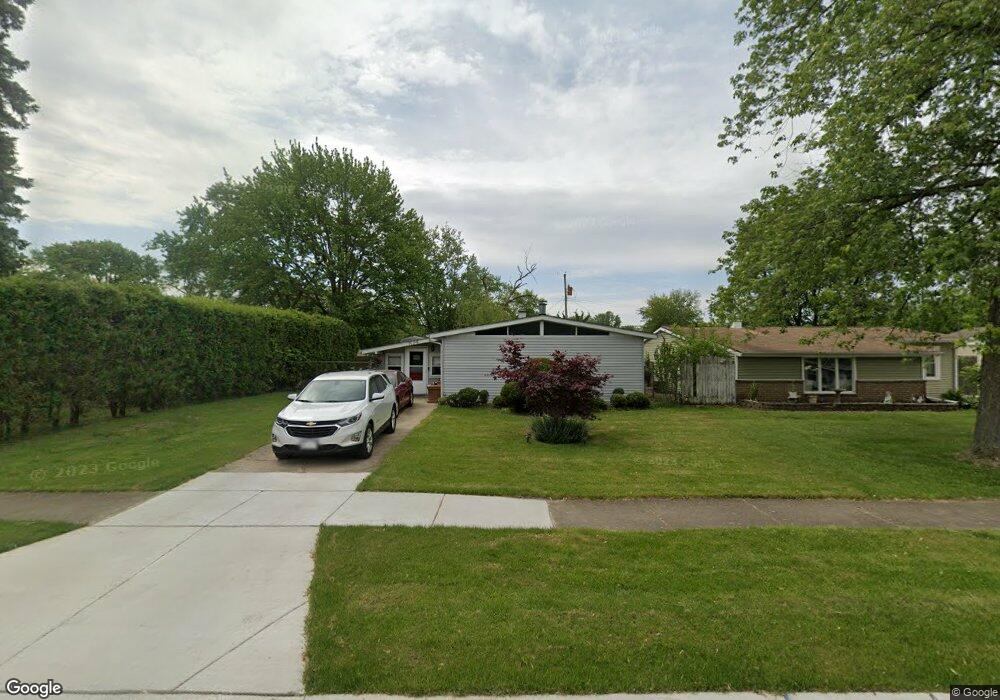 514 Avalon Dr, Dyer, IN 46311 - photo 1