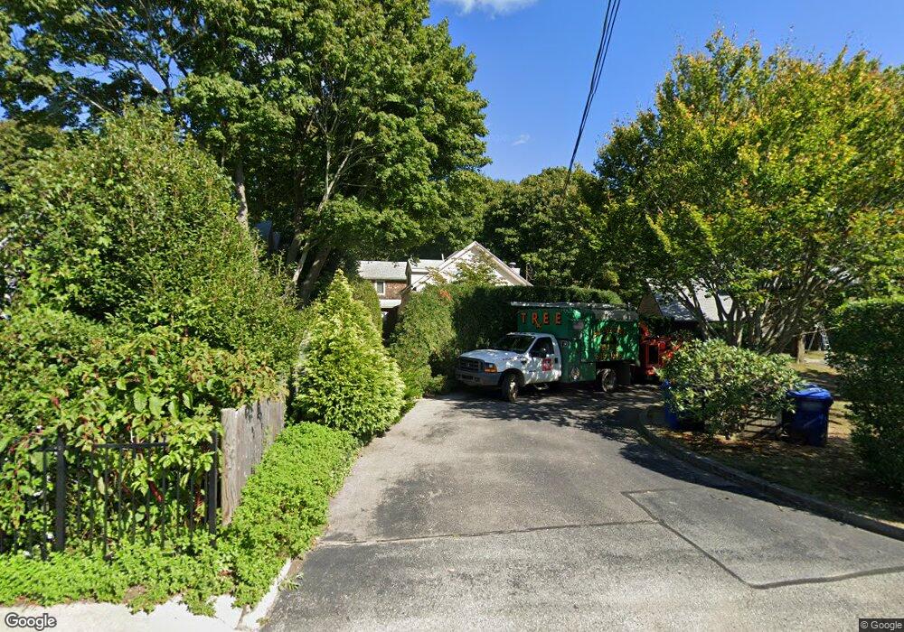 16 Chapel St unit 16-B, Newport, RI 02840 - photo 1