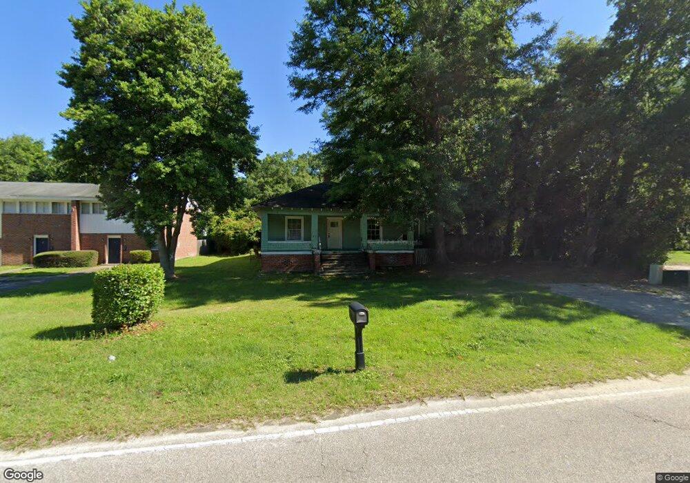 612 Chesnut St, Camden, SC 29020 - photo 1