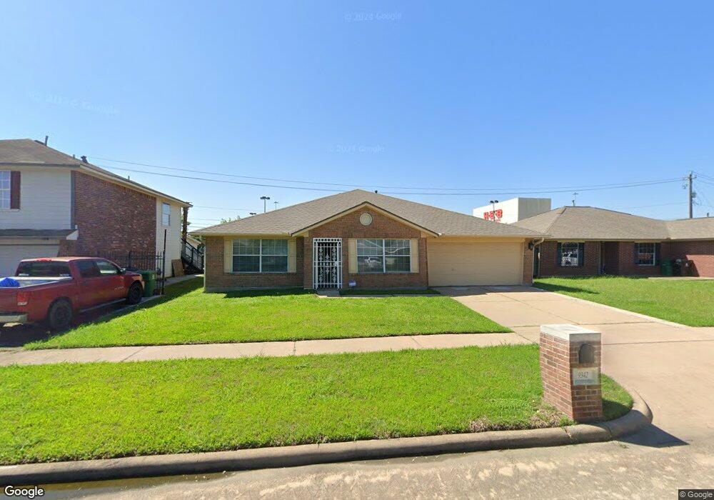 9342 Carmalee St, Houston, TX 77075 - photo 1