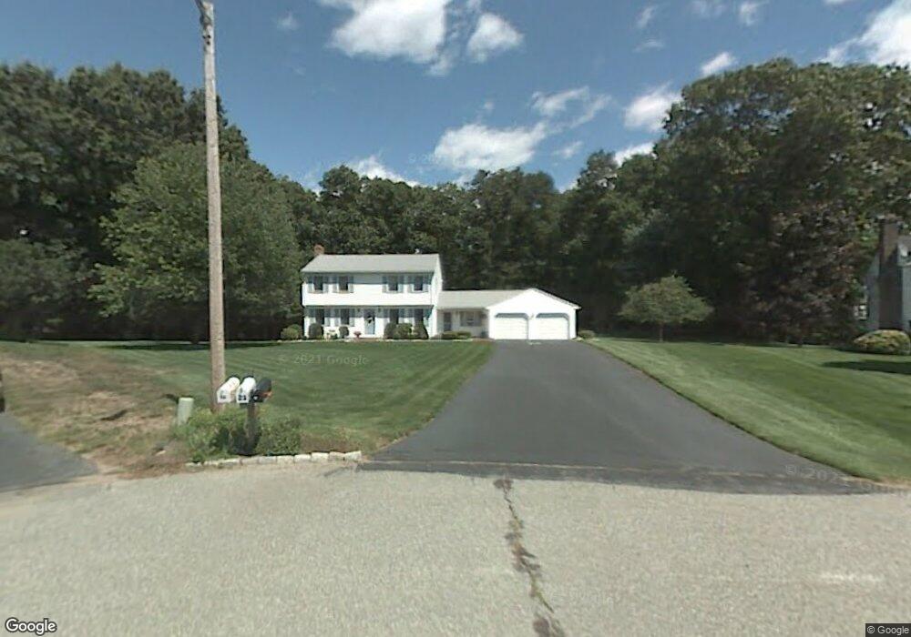 25 Celtic Ct, Enfield, CT 06082 - photo 1