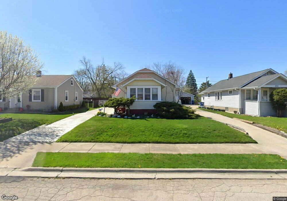 210 S Gretta Ave, Waukegan, IL 60085 - photo 1