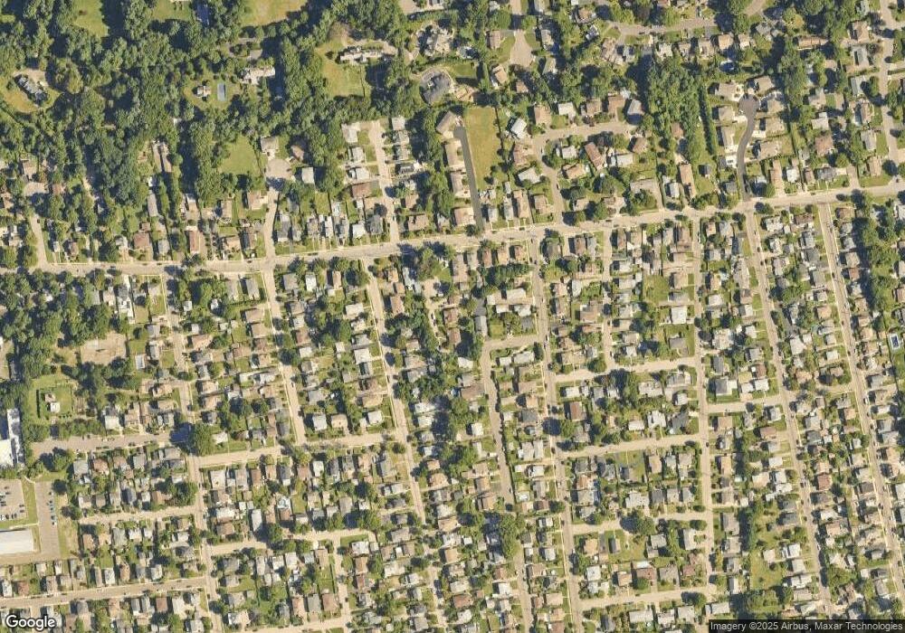 74 Elm Ave, Glen Cove, NY 11542 - photo 1