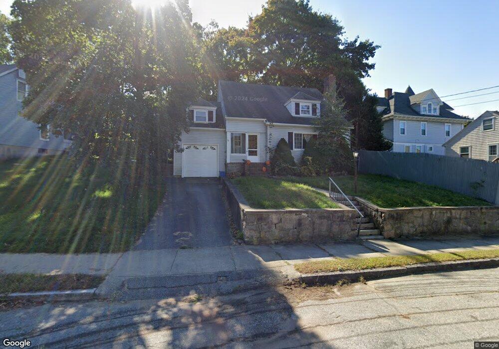 30 Crest St, New London, CT 06320 - photo 1