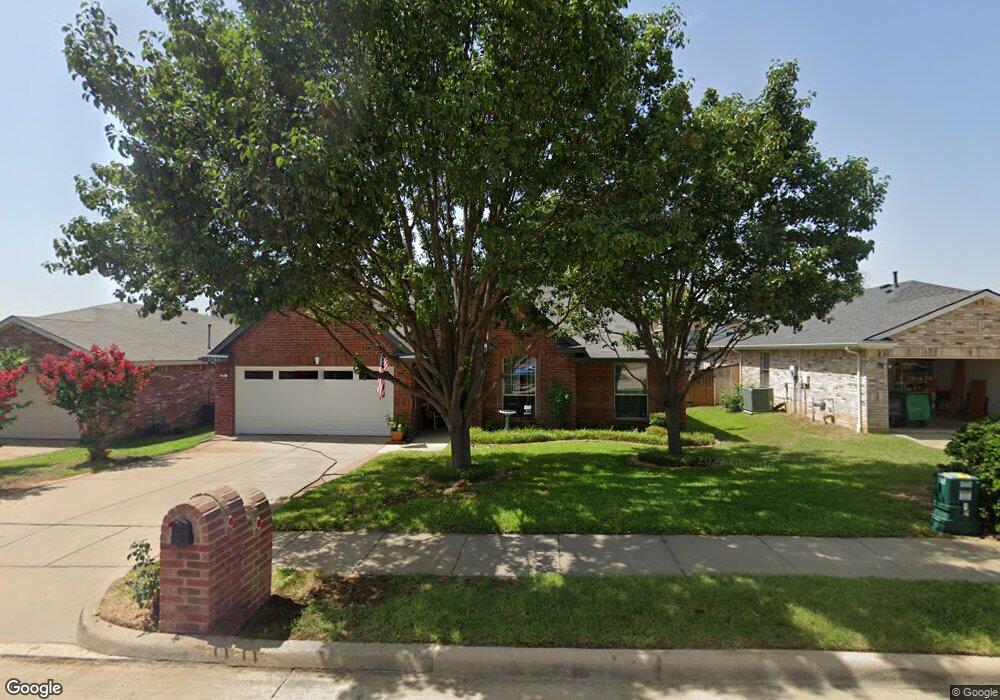 2708 Hilcroft Ave, Denton, TX 76210 - photo 1