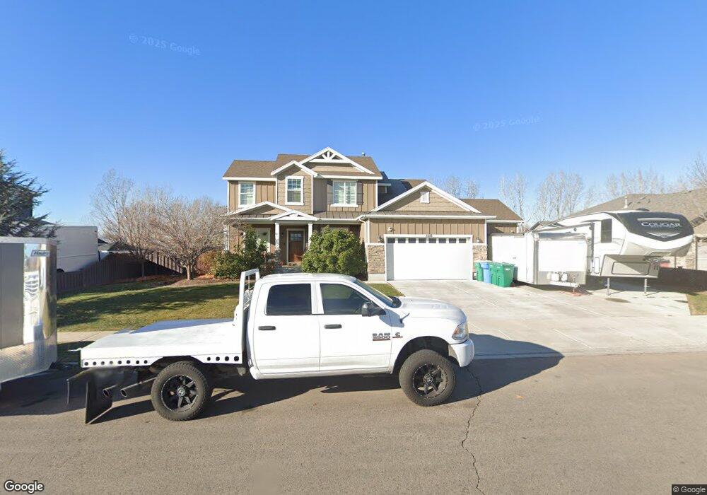 1056 S 300 W, Lehi, UT 84043 - photo 1