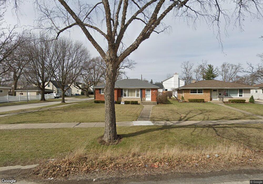 229 W Butterfield Rd, Elmhurst, IL 60126 - photo 1