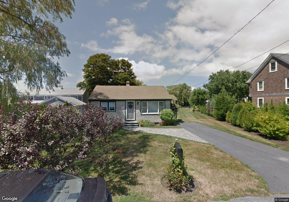 35 Miller St, Portsmouth, RI 02871 - photo 1