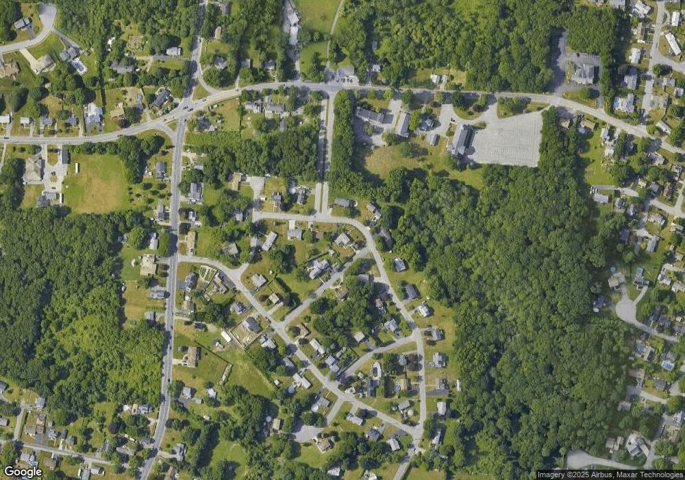 31 Collins Ave, Swansea, MA 02777 - photo 1