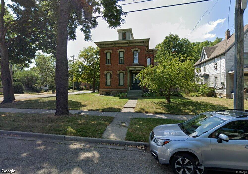 403 N Sycamore St, Lansing, MI 48933 - photo 1
