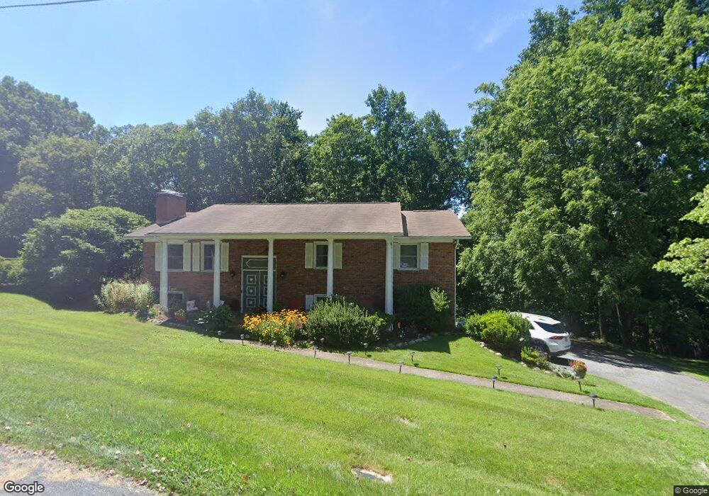 19 Fieldcrest Cir, Asheville, NC 28806 - photo 1