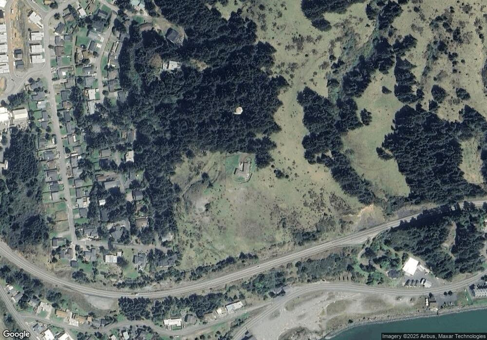 94131 Hilltop Dr, Gold Beach, OR 97444 - photo 1