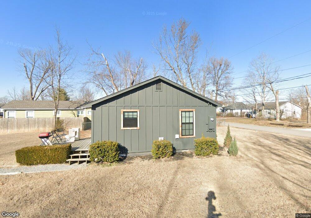 316 NW 8th St, Bentonville, AR 72712 - photo 1