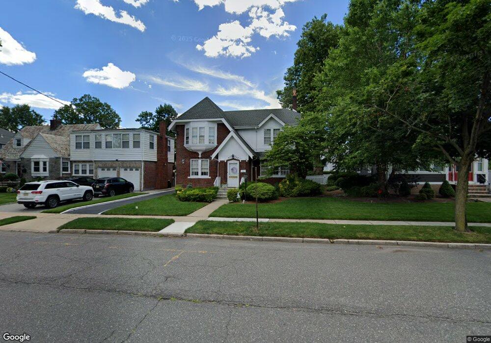 216 Lawrence Ave, Hasbrouck Heights, NJ 07604 - photo 1