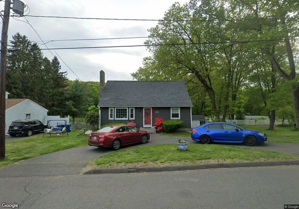 318 Hillcrest Ave, West Springfield, MA 01089 - photo 1