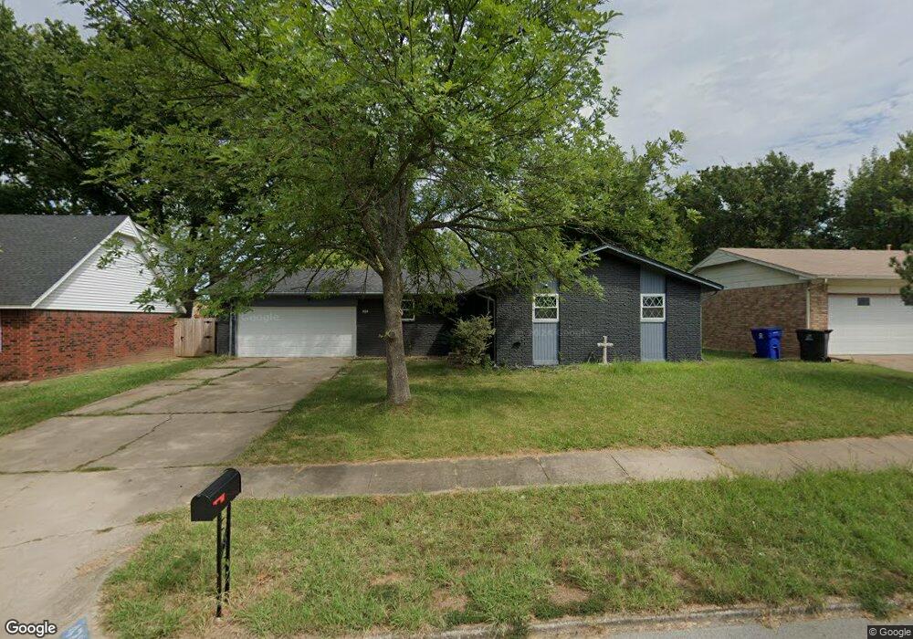 428 W Charleston St, Broken Arrow, OK 74011 - photo 1