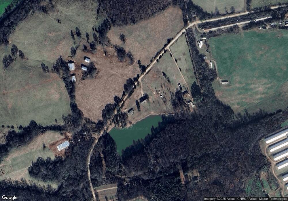 1833 Cole Rd unit 4, Carnesville, GA 30521 - photo 1