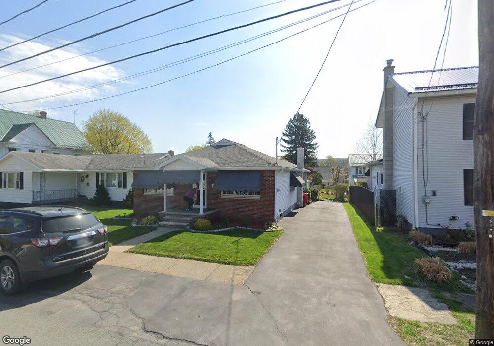 702 Lincoln Ave, Jermyn, PA 18433 - photo 1