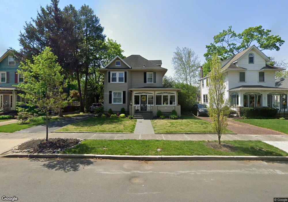 608 Thomas Ave, Riverton, NJ 08077 - photo 1