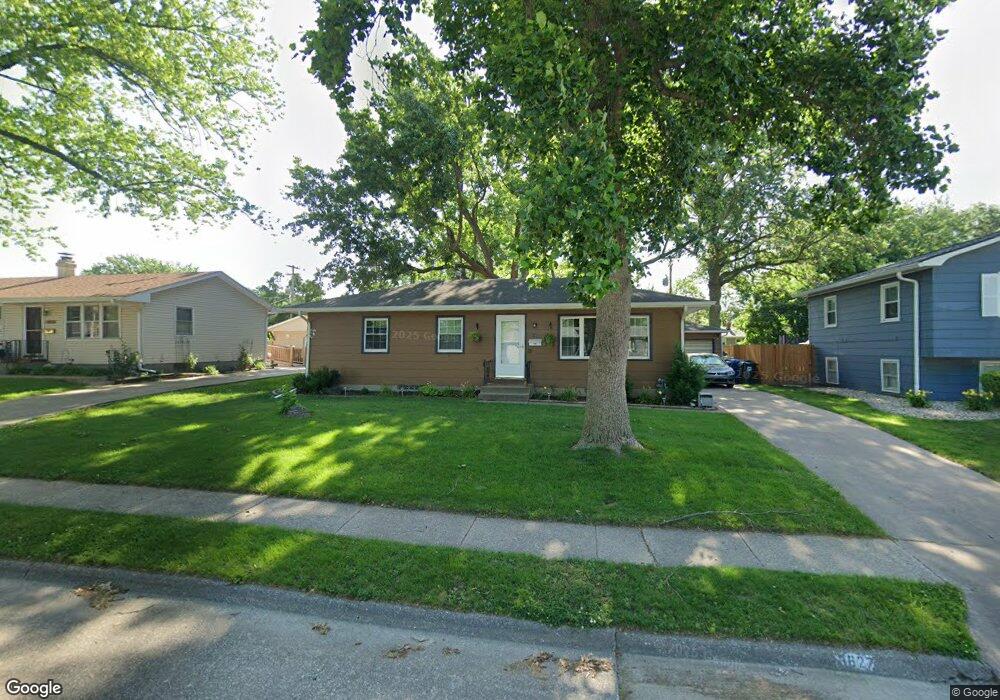 3627 Cedar St, Davenport, IA 52806 - photo 1