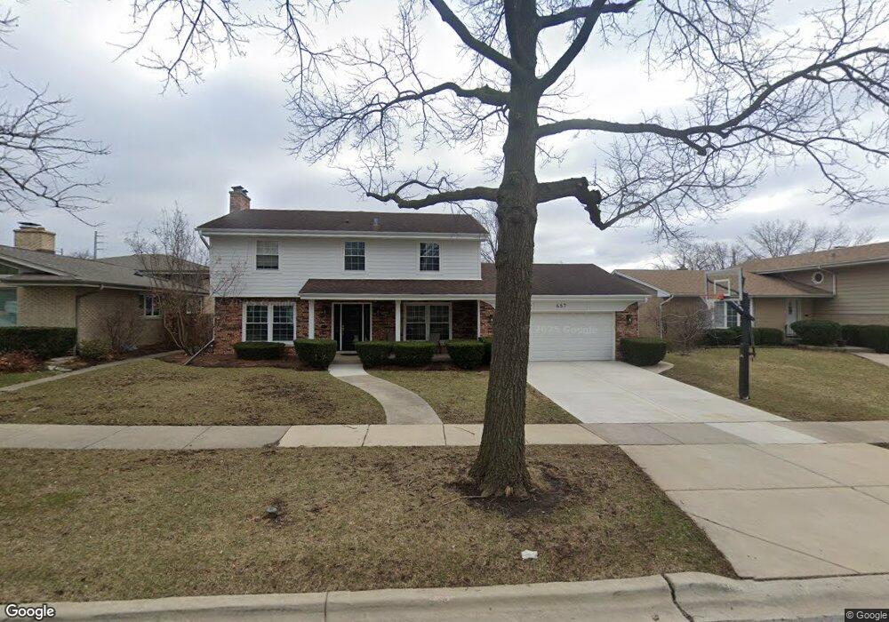657 S Hillcrest Ave, Elmhurst, IL 60126 - photo 1