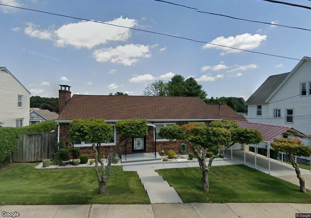 13 Stone St, Danbury, CT 06810 - photo 1