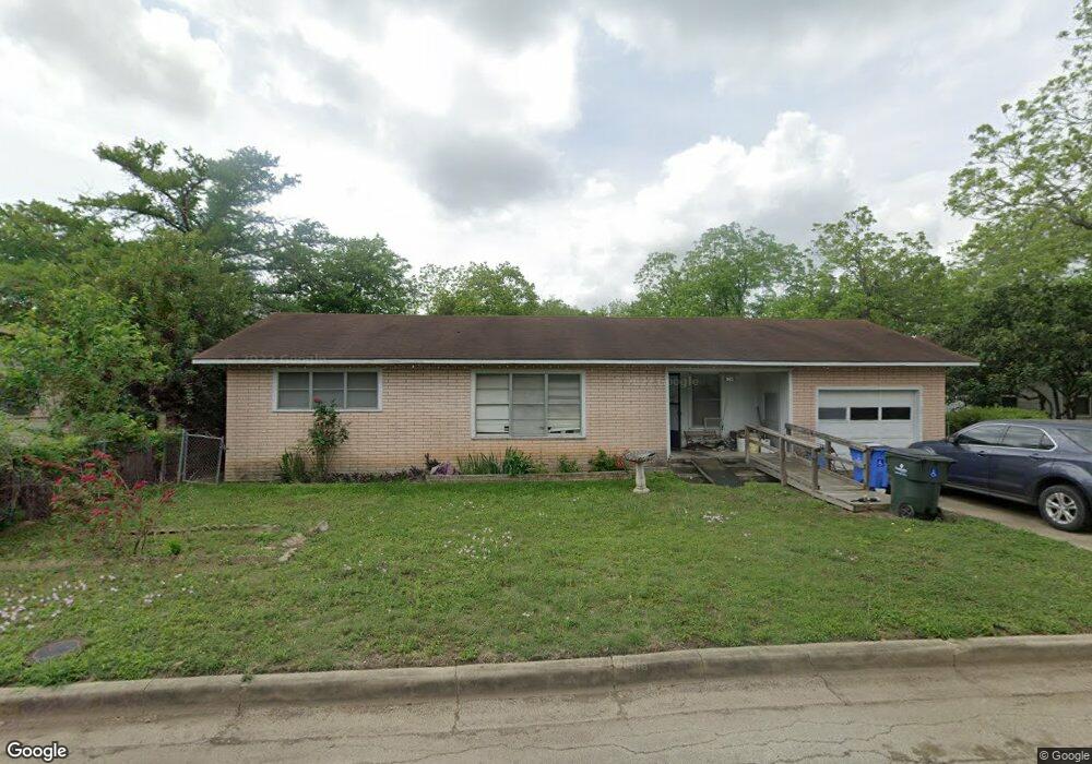 965 Bismark St, Seguin, TX 78155 - photo 1