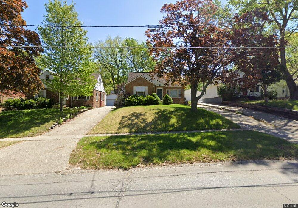 1235 Merle Hay Rd, Des Moines, IA 50311 - photo 1