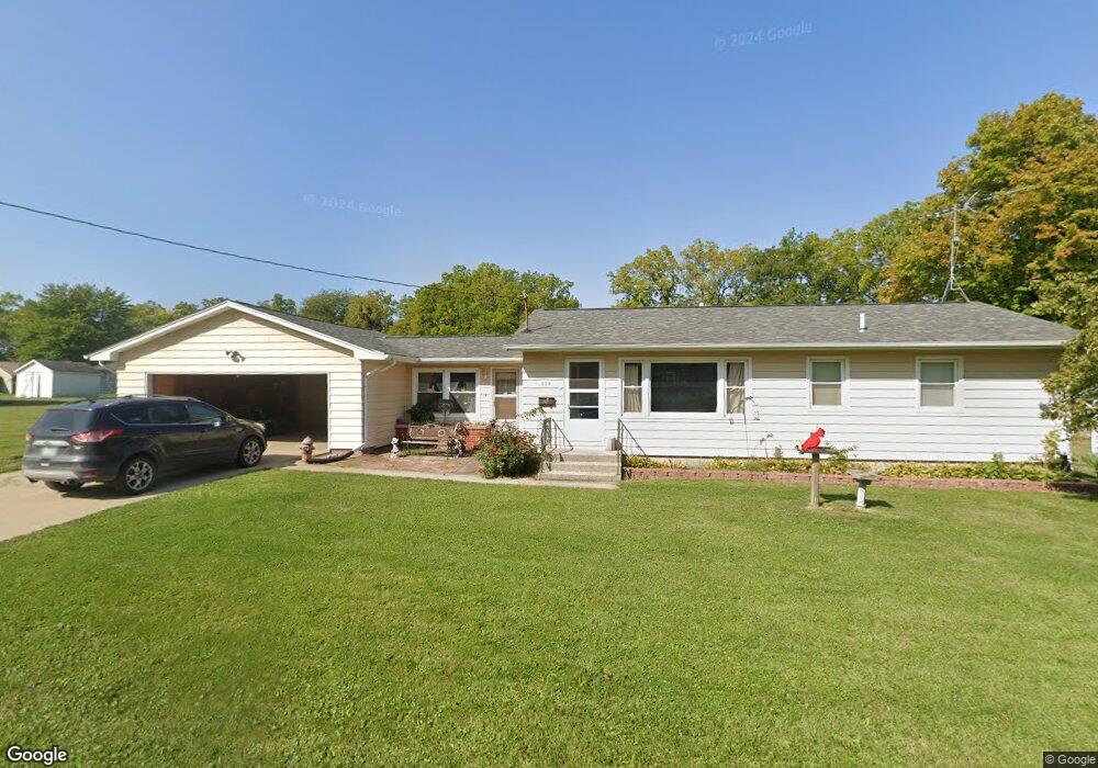 808 Union St, Columbus Junction, IA 52738 - photo 1