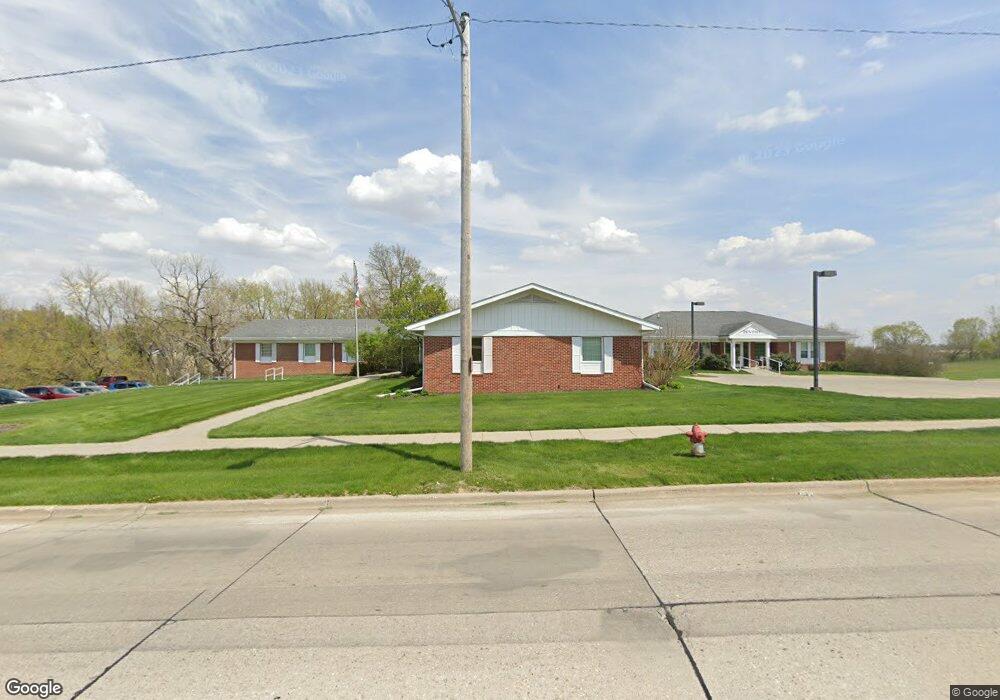 600 E 17th St S, Newton, IA 50208 - photo 1