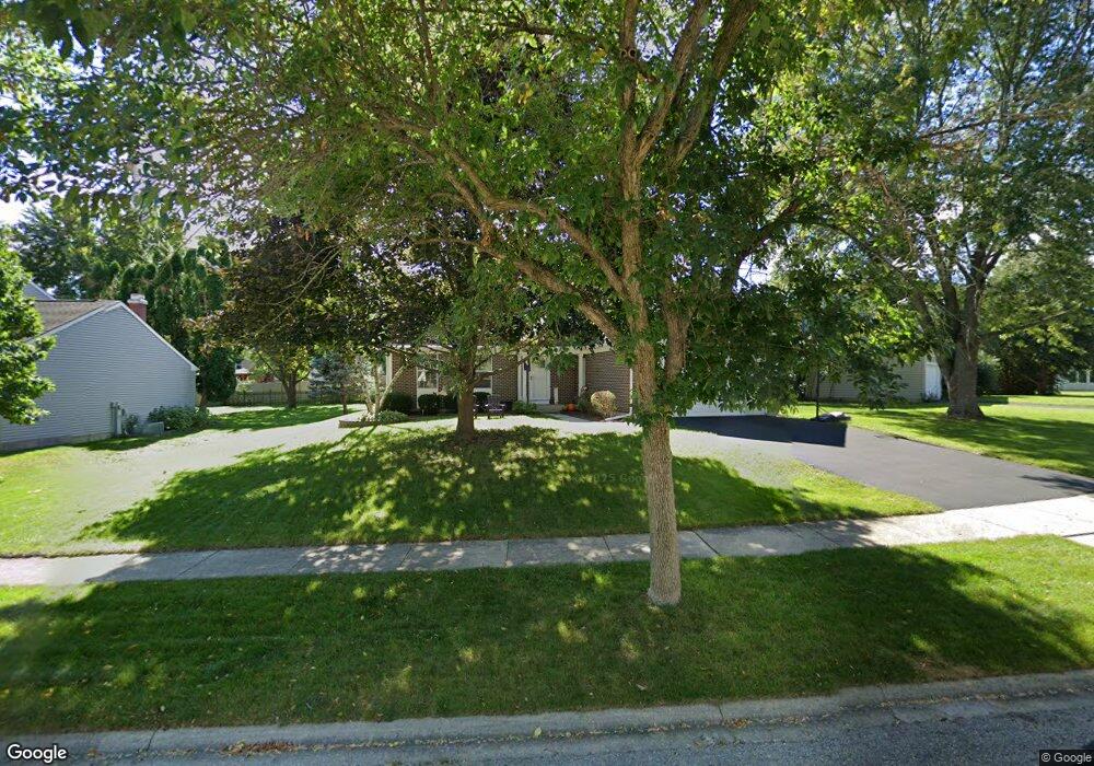 266 Pebblestone Rd, Naperville, IL 60565 - photo 1