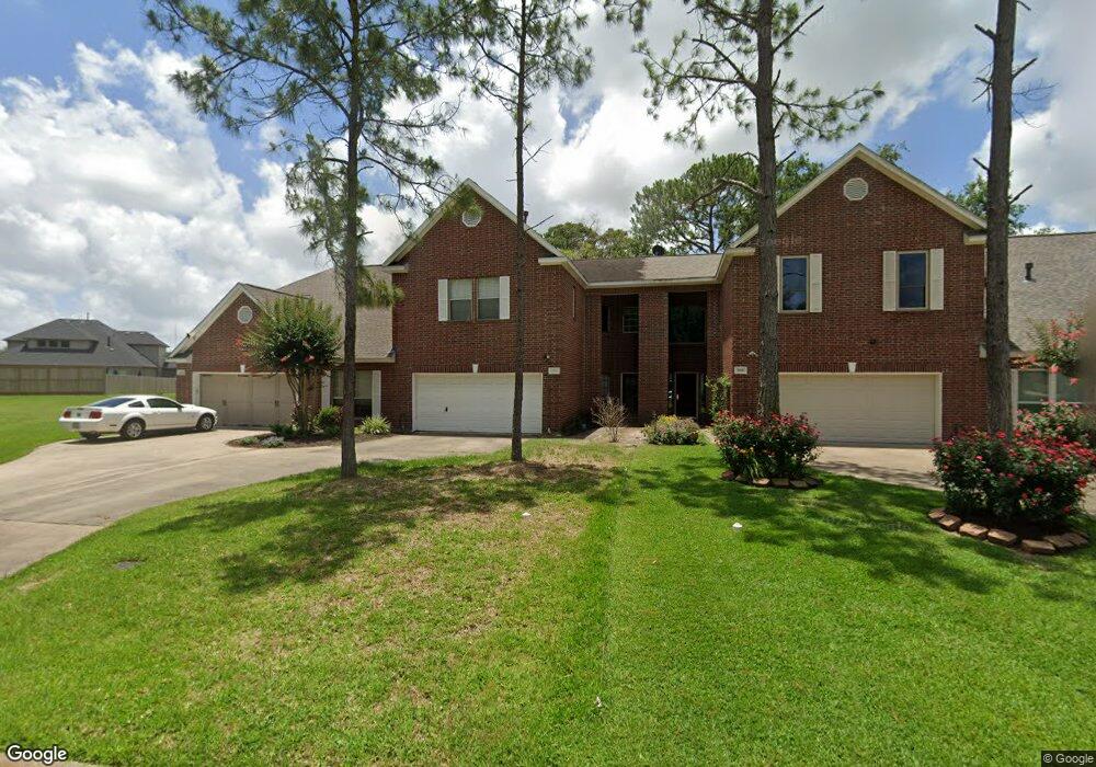 204 W Castle Harbour Dr, Friendswood, TX 77546 - photo 1