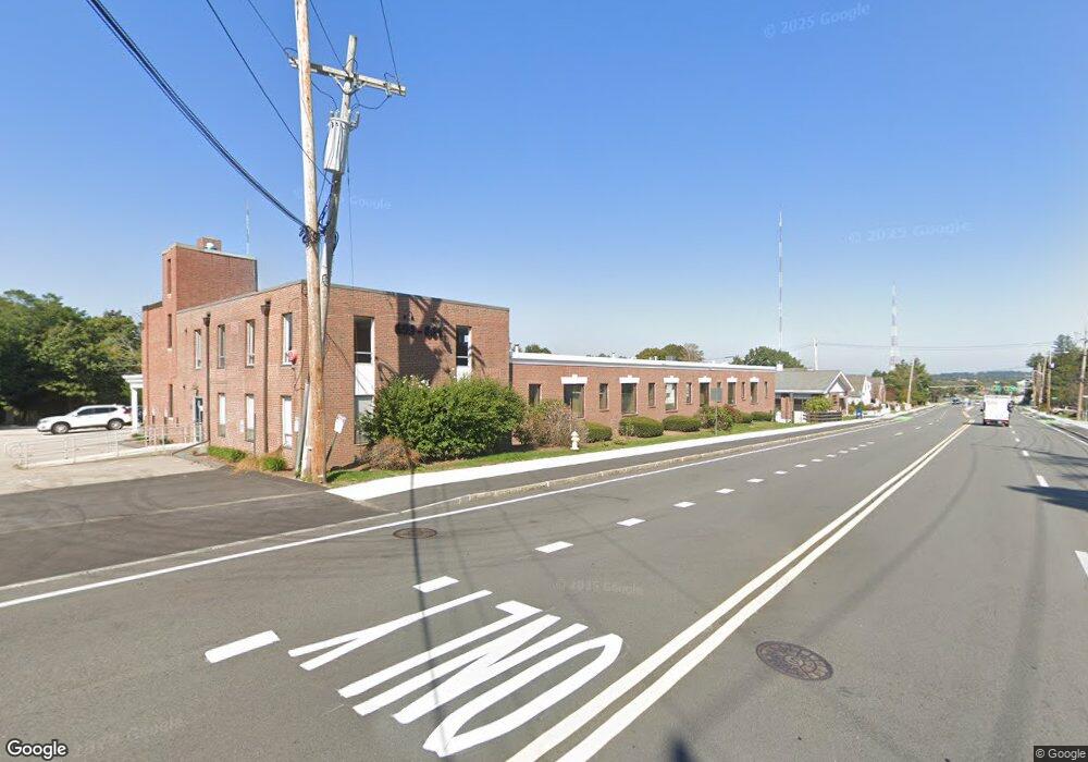 661 Highland Ave unit 1, Needham Heights, MA 02494 - photo 1