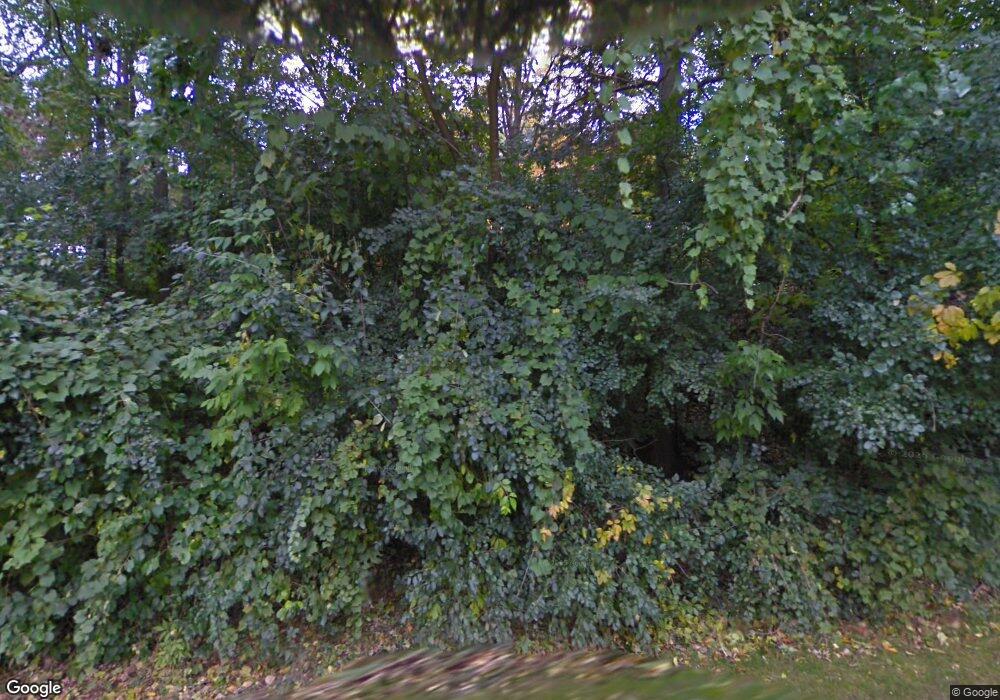 1355 Juniper Ln, Bloomfield Hills, MI 48302 - photo 1