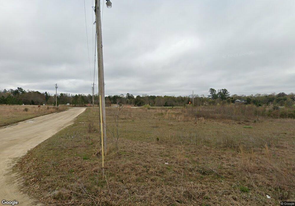 733 Maggie Ave, Camden, SC 29020 - photo 1