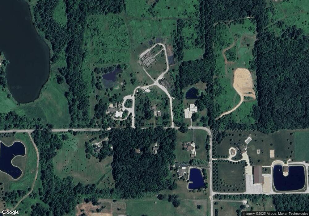 9111 Hollopeter Rd, Leo, IN 46765 - photo 1