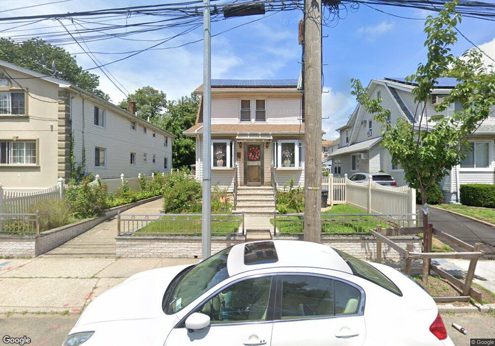 178-11 119th Rd, Jamaica, NY 11434 - photo 1